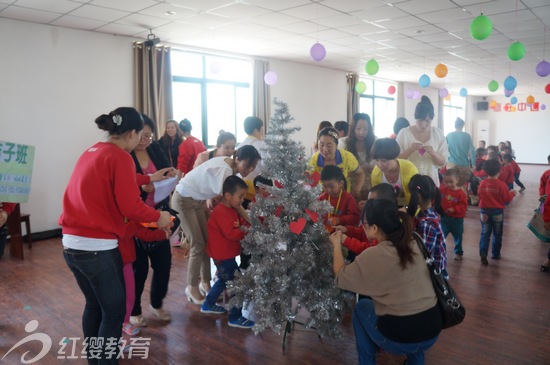 陜西渭南華縣紅纓苗苗幼兒園母親節(jié)活動(dòng)