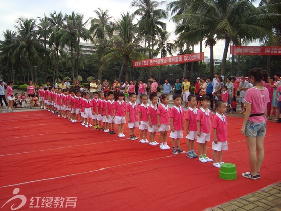 海南海口紅纓幼兒園慶“六、一”活動