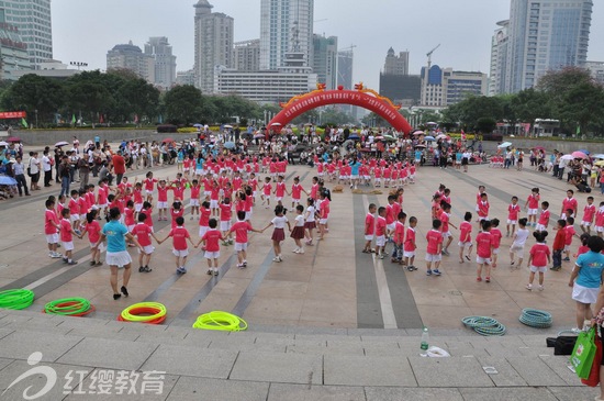 \廣西柳州紅纓啟迪幼兒園舉辦慶“六、一”活動