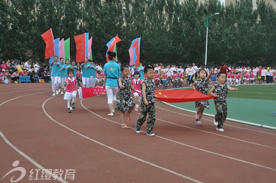 遼寧沈陽(yáng)紅纓精英幼兒園舉辦六一親子運(yùn)動(dòng)會(huì)