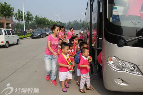 北京紅纓直營(yíng)園德州園蒙班幼兒參觀德州博物館