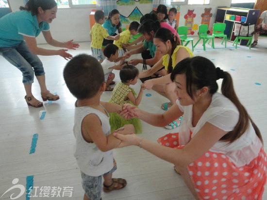 湖北安陸紅纓新世紀幼兒園開展新生試園活動