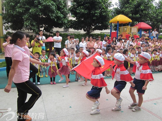 廣西玉林工會幼兒園舉辦慶國慶活動