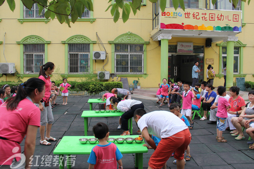 山東棗莊紅纓世紀花園幼兒園舉辦慶六一活動