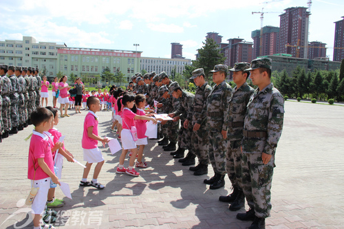 內(nèi)蒙古呼和浩特紅纓快樂(lè)天使幼兒園參觀(guān)軍營(yíng)活動(dòng) 